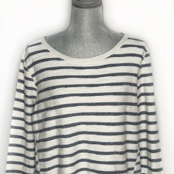 LOFT Top Long Sleeve Stripe Round Neck Text (BB20) - Picture 2 of 5